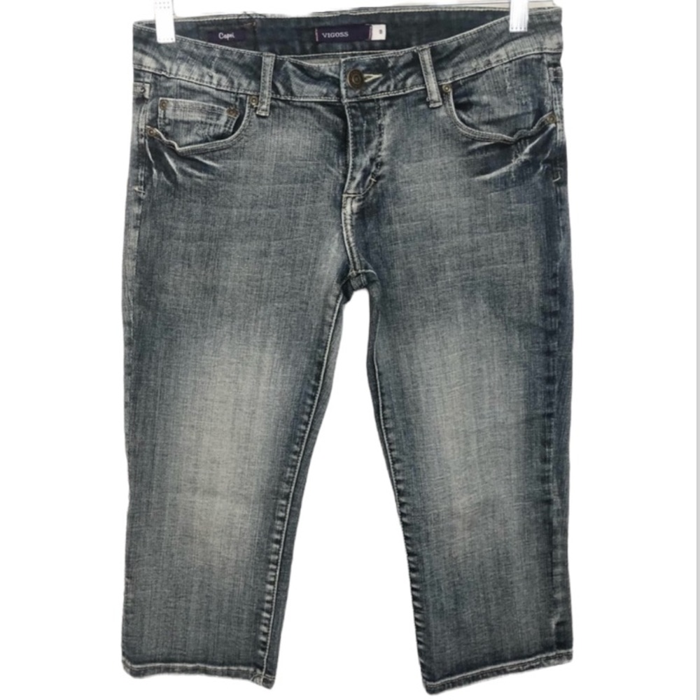 Vigoss Medium Wash Gently Distressed Bermuda shorts Denim whiskering size 9